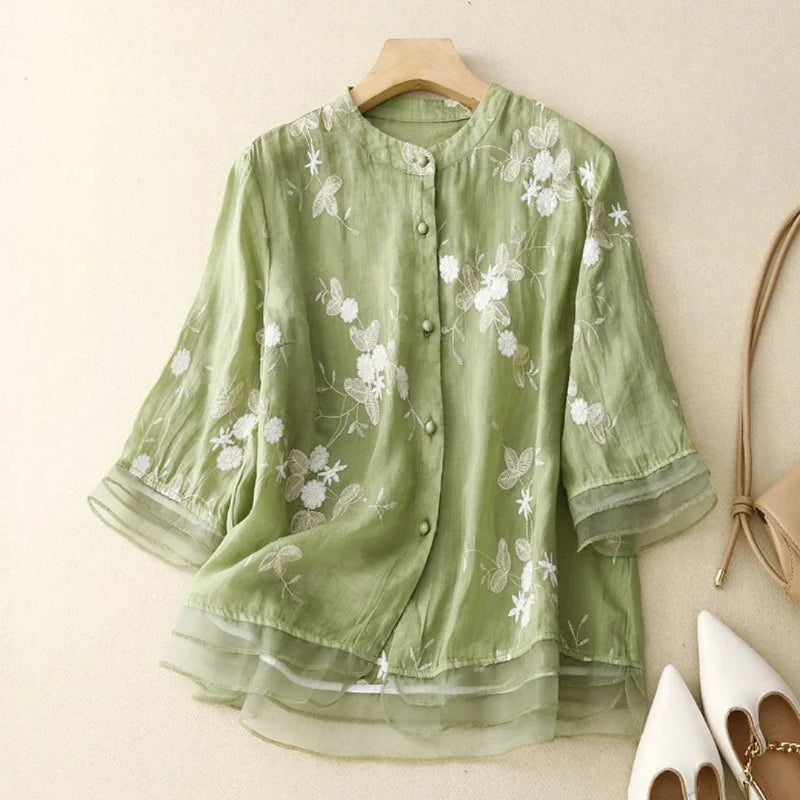 Sabina™ | Broderad blus